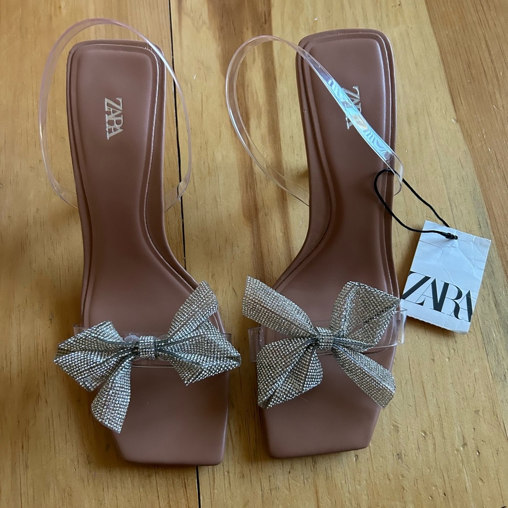 NWT & Box ZARA Bow Heels